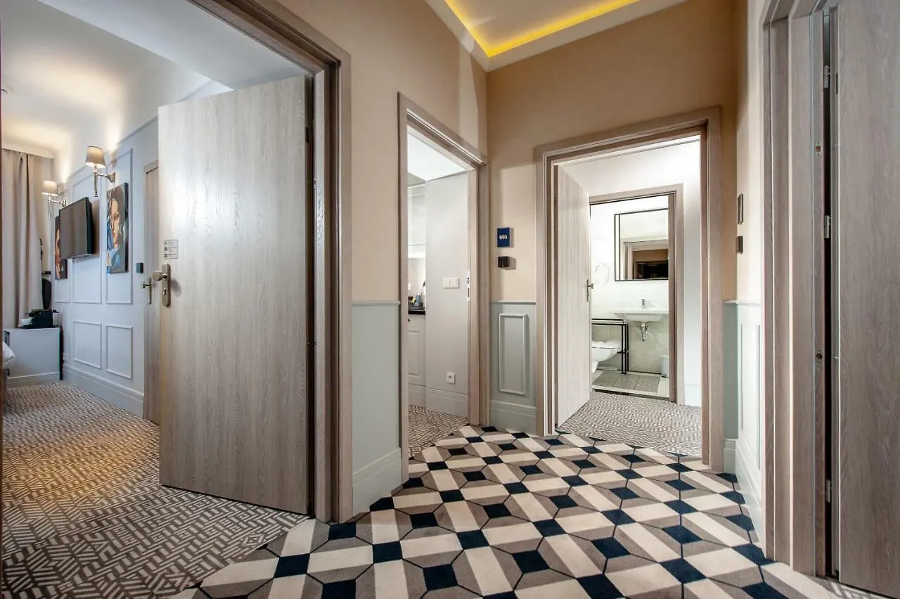 Amber Design Residence Krasków Ξενοδοχείο με διαμερίσματα