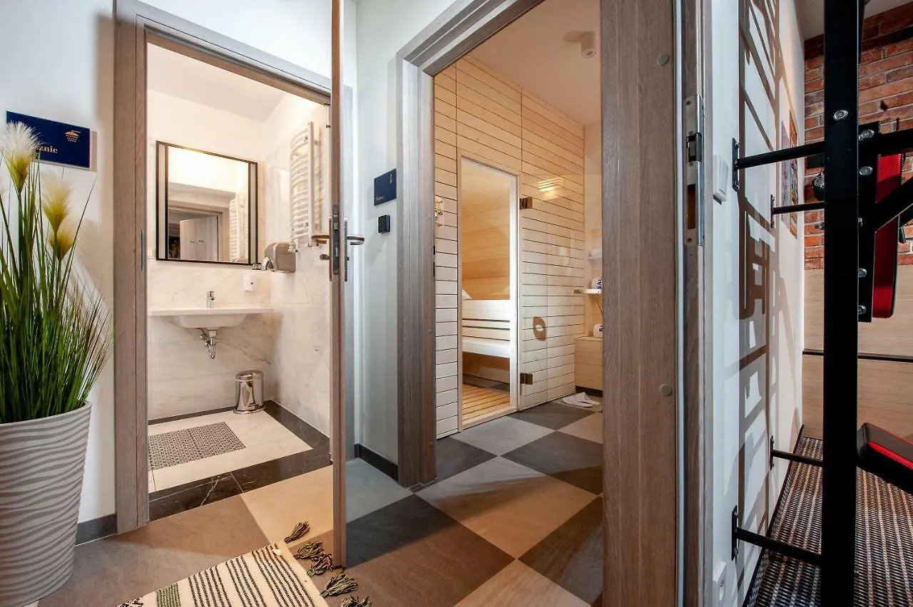 Amber Design Residence Krakow 4*,  Polonya