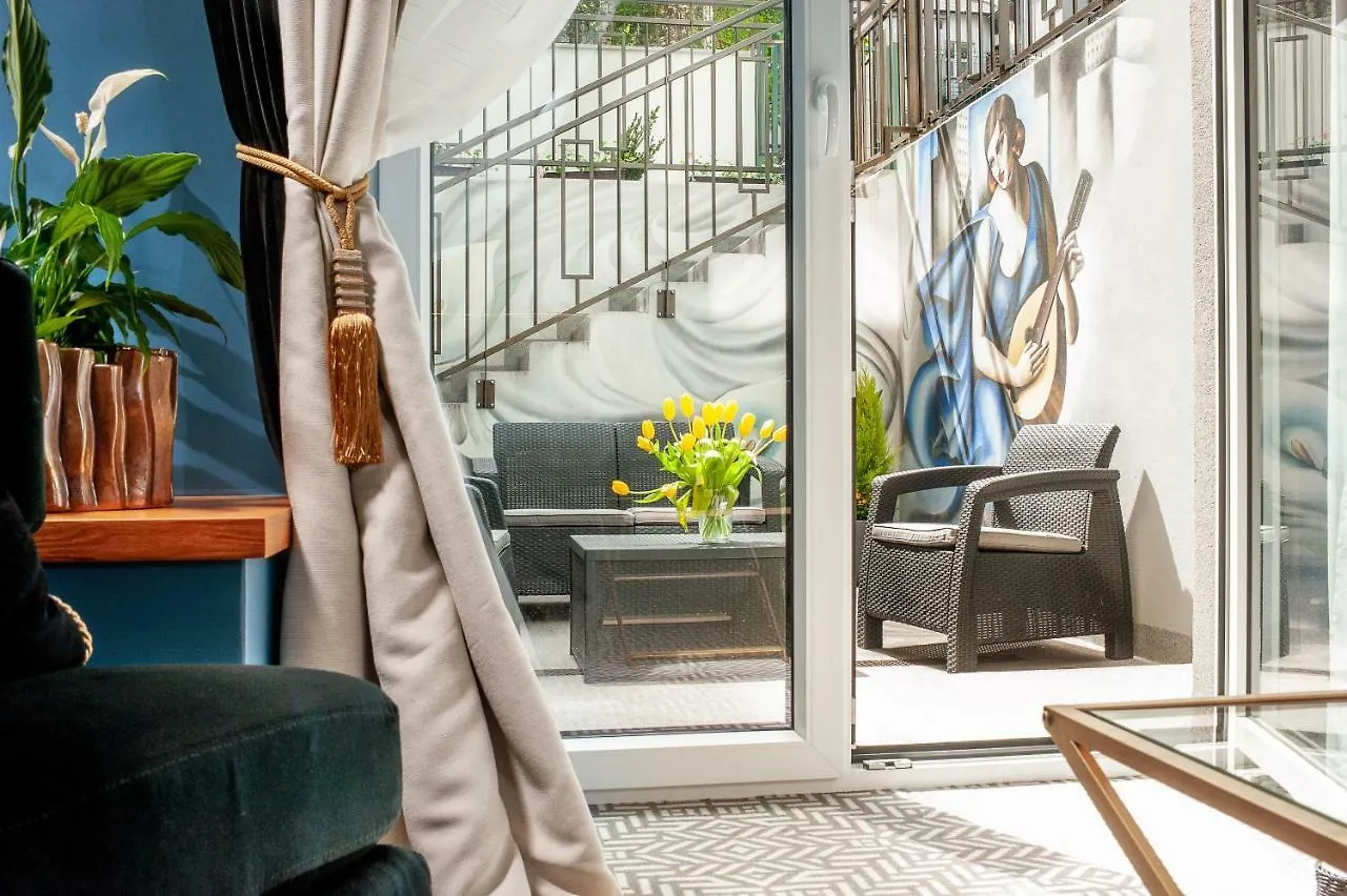 Amber Design Residence Krakow Aparthotel